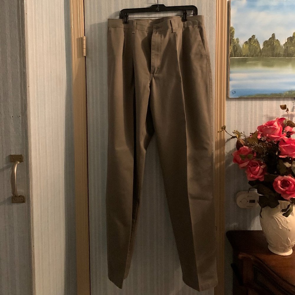 Lee Men's Khakis